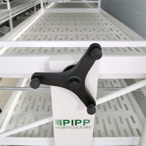 Pipp Horticulture's 3-Prong Locking Handle